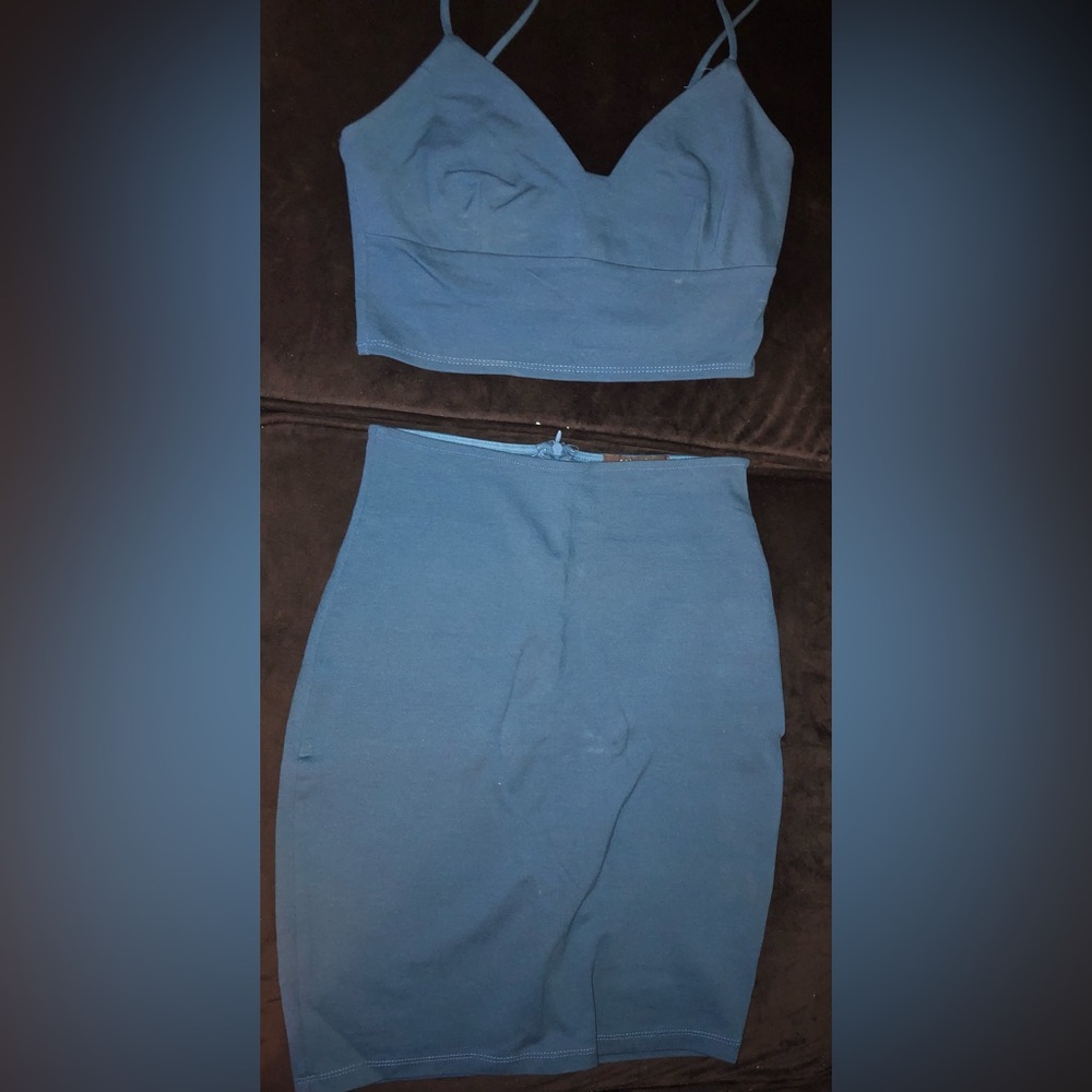 2 piece blue skirt set